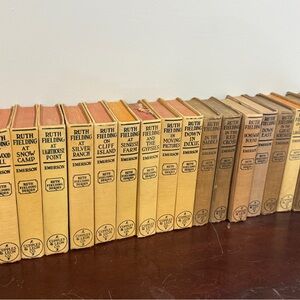 Lot Of 18 RUTH FIELDING Books By Alice Emerson 1913-1932 Hardcover.